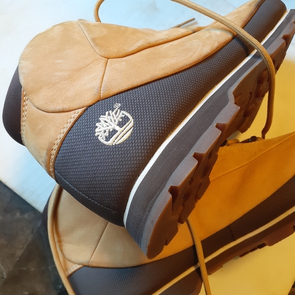 Timberland - Picture 4 of 10